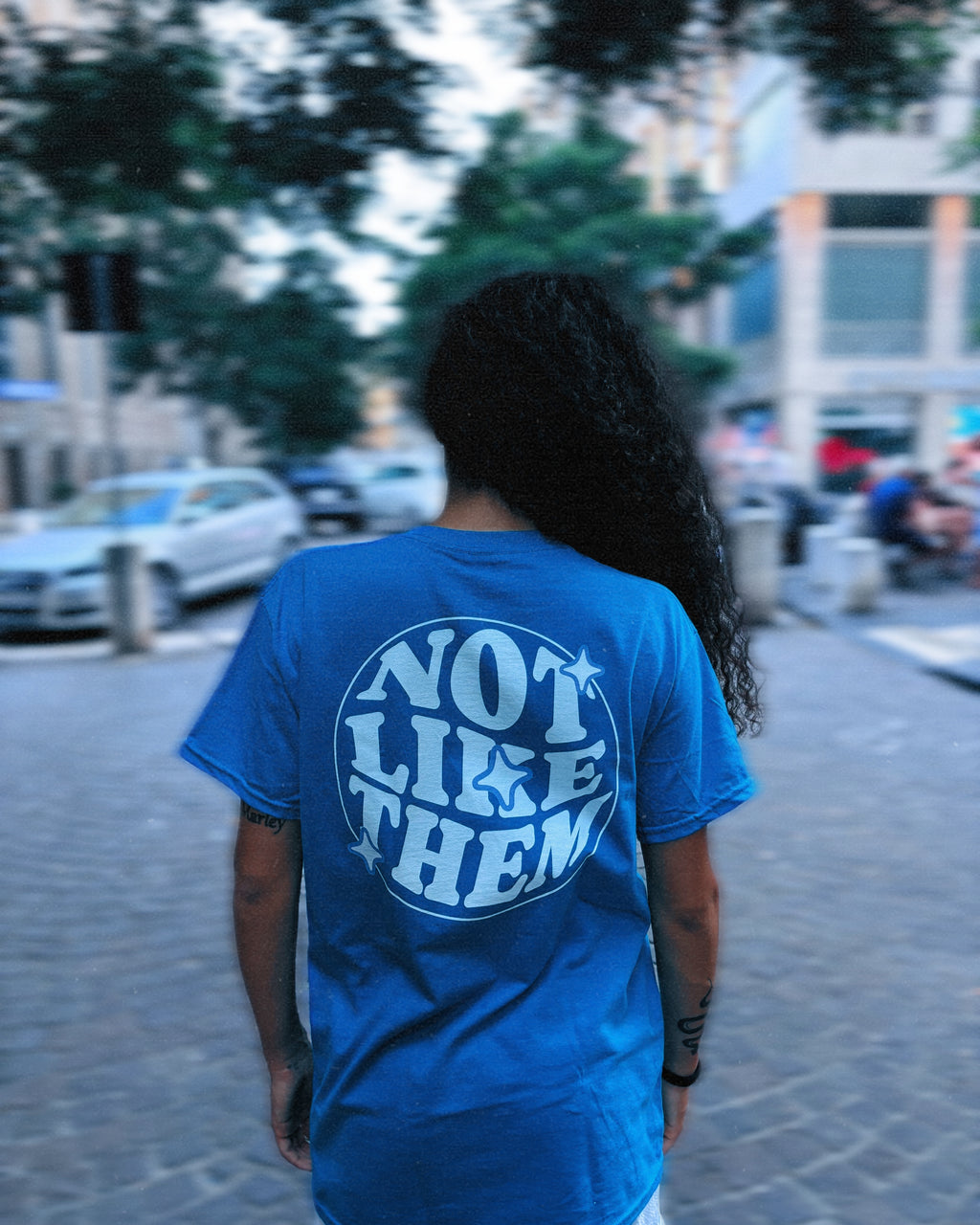 T-shirt Pill Move Different